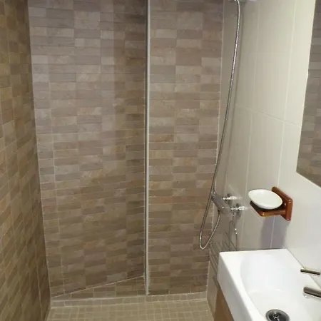 Apartamento Edificio Presidente Con Bellas Vistas Serra Nevada