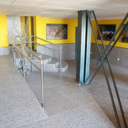 Edificio Presidente Con Bellas Vistas Apartamento